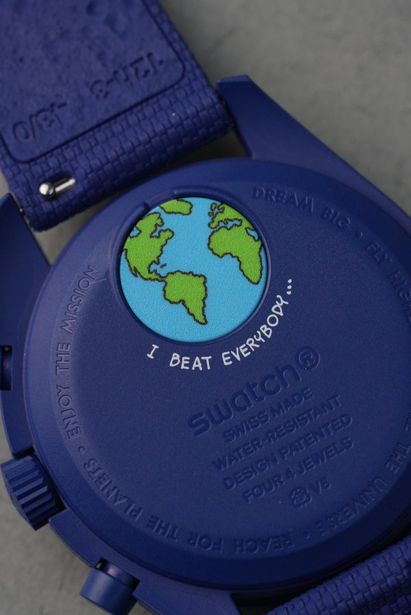 Swatch x OMEGA Mission to EarthPhase Moonshine Gold “Cold Moon”