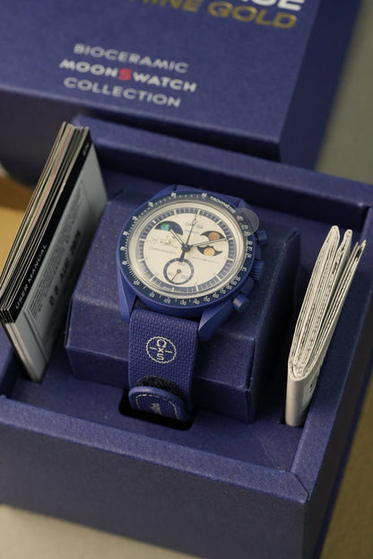 Swatch x OMEGA Mission to EarthPhase Moonshine Gold “Cold Moon”